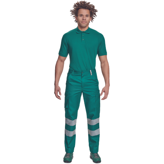 8949680209950-03050054_BANAR_T-shirt_green_03520009_HUELVA_pants_green_model_CERVA PROSINEC 2019_1323.tif.png